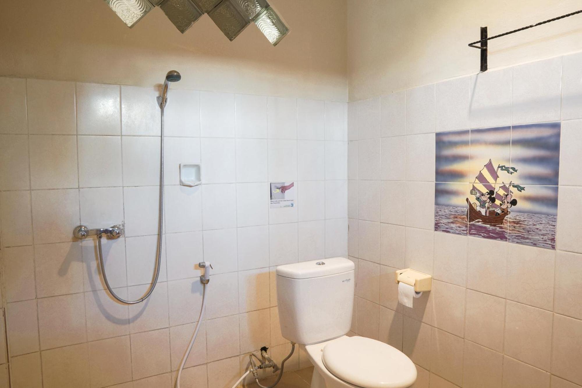Nirwa 1 Ubud Guesthouse الغرفة الصورة